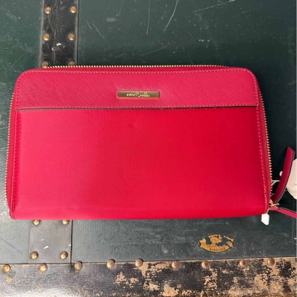 Simply Noelle Red Wristlet Wallet New With Tags